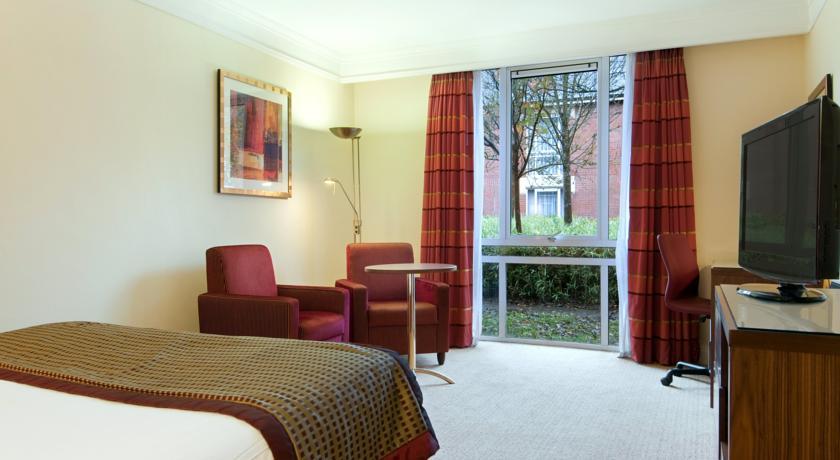 Coldra Court Hotel By Celtic Manor Νιούπορτ Δωμάτιο φωτογραφία